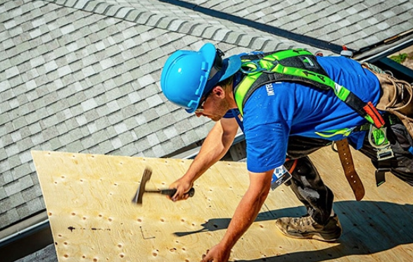 roofing contractor 1